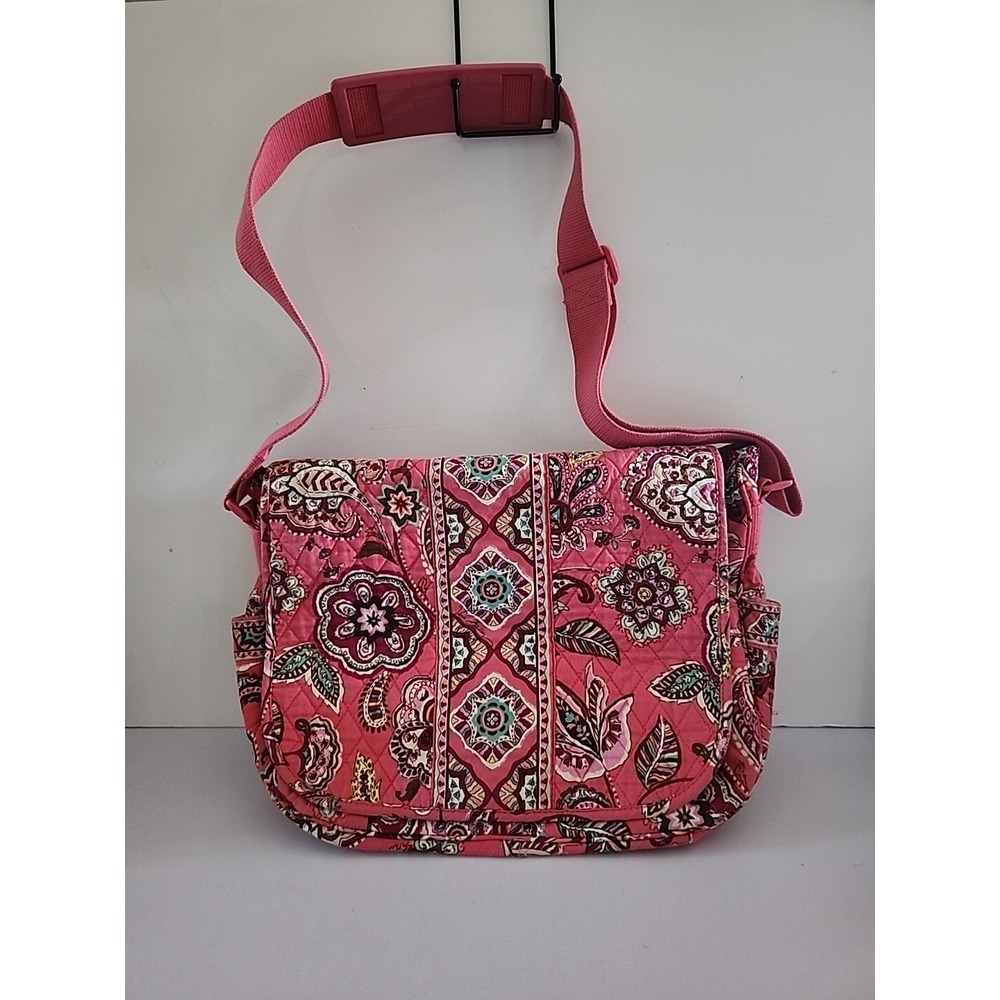 VERA BRADLEY Paisley Pink Messenger Crossbody Bag Quilted Travel School